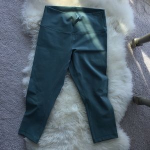 Lululemon yoga pants